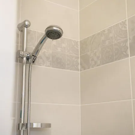 Apt. Neuf A 50m Du Port - Parking Prive, Ascenseur דירה *