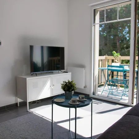 Apt. Neuf A 50m Du Port - Parking Prive, Ascenseur *